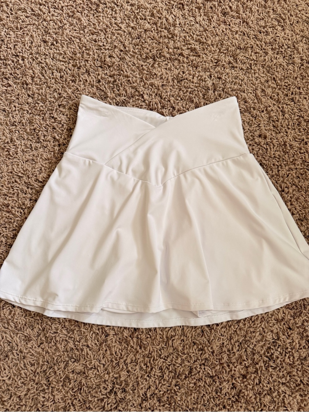 Kyodan White V-Waist Circle Skater Skirt